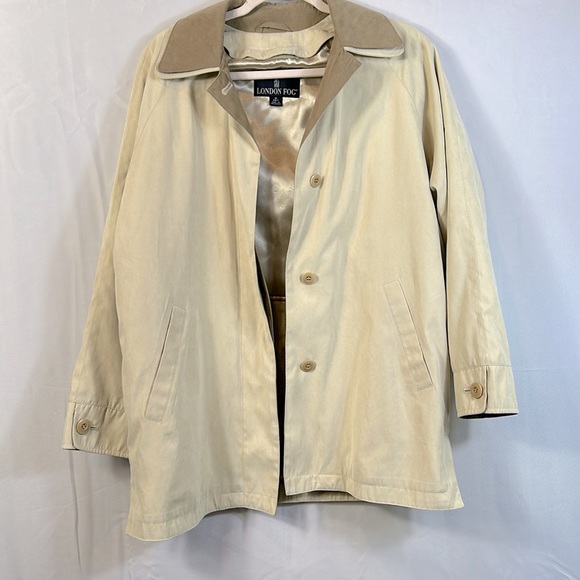 London Fog Insulated Zip Out Trench Coat Sz Petite Med  Like New Cream - Picture 2 of 10